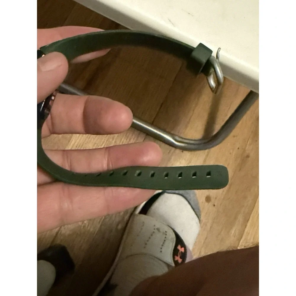 Fitbit Charge 3 Fitness Tracker - FB409 W/ Charger ( No Power ) Asis